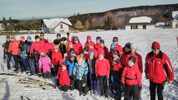 Ein kaltes Wochenende im Schnee – Kinderskitage Langlauf