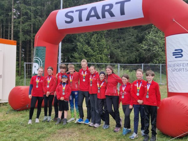 Skiläufer beim Rennsteiglauf